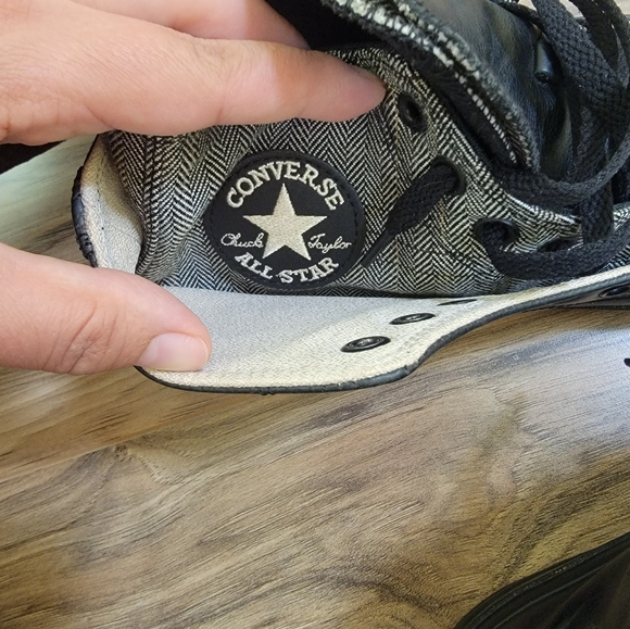 Converse unisex, high top, double tongue, size Mens US 9, Women's 11 - Picture 11 of 16